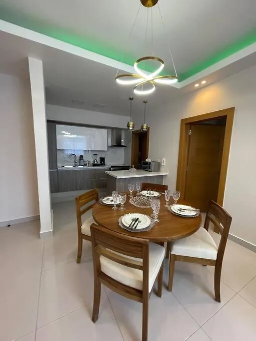 Moderno Apartamento En Naco Santo Domingo